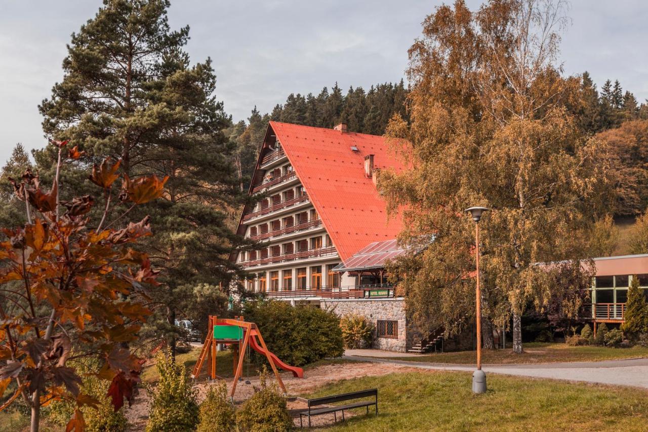 Hotel Rusava Exterior foto